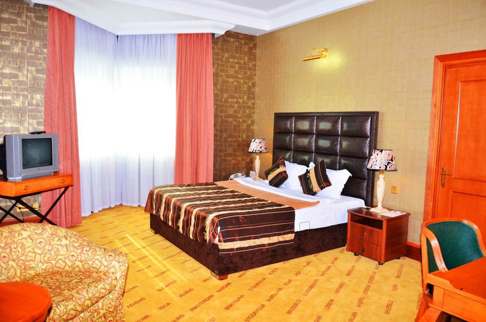 Grand Hotel Europe Baku Luaran gambar