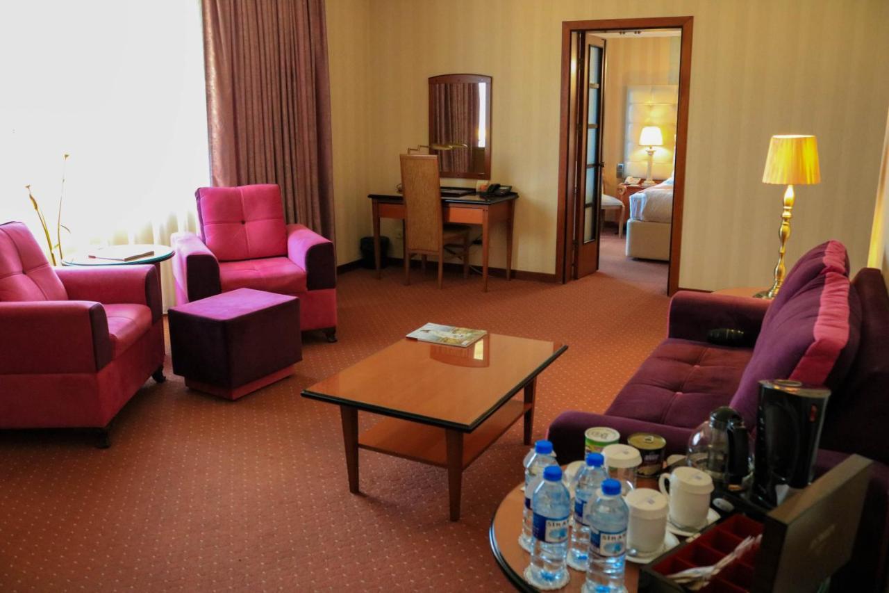 Grand Hotel Europe Baku Luaran gambar