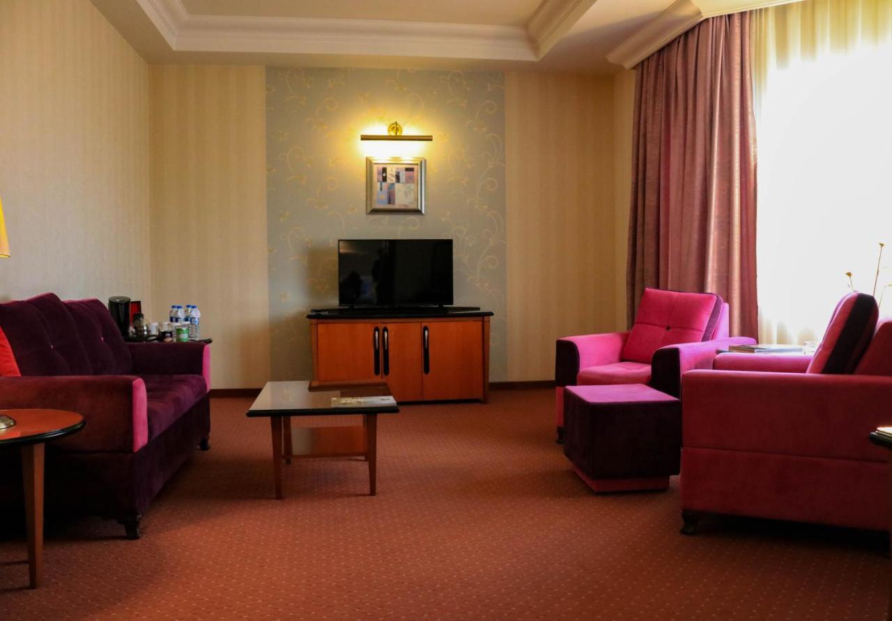 Grand Hotel Europe Baku Luaran gambar